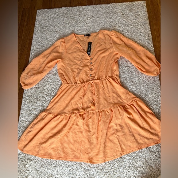 Women’s Large As U Wish Quarter Sleeve Dress NWT - Picture 1 of 6